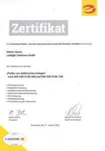 solarpower_zertifikat_e_akademie_585x838